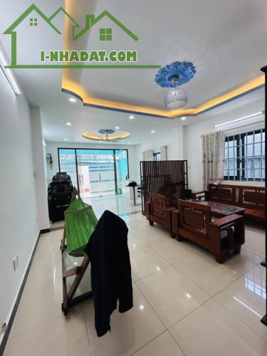 Bán Nhà Quận 7_Nguyễn Thị Thập_100m2+4Tầng BTCT;Hẻm Xe Tải;Ngang 5M;Không Lộ Giới;Chỉ 12Tỷ - 3