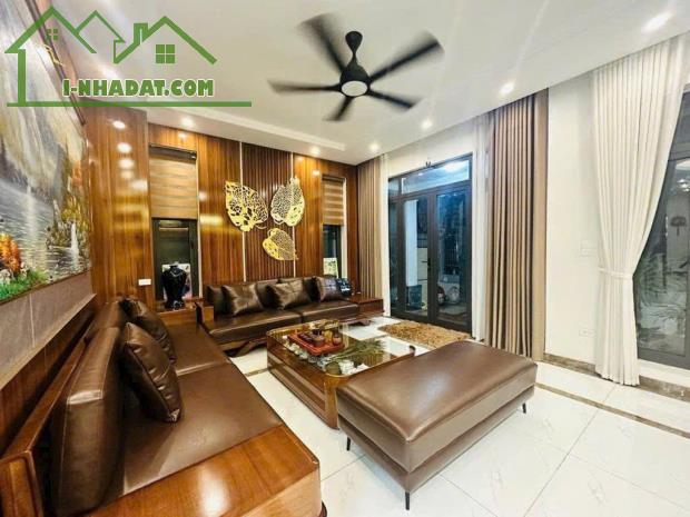HOT- 🏡BIỆT THỰ SIÊU ĐẸP TÂY MỖ - 198M² - 3 TẦNG - 40.8 TỶ - 1