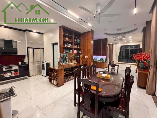 HOT- 🏡BIỆT THỰ SIÊU ĐẸP TÂY MỖ - 198M² - 3 TẦNG - 40.8 TỶ - 4