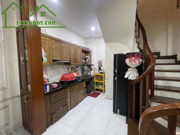 HIẾM - NHÀ ĐẸP HỒ TÙNG MẬU - Ở NGAY - SỔ VUÔNG ĐÉT Tặng toàn bộ nội thất. Vài bước ra ô - 3