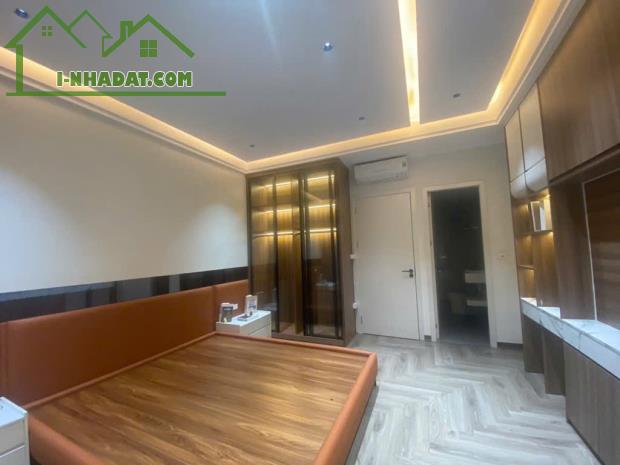 BÁN GẤP NHÀ 5 TẦNG THANG MÁY NGÔ THÌ SỸ, 33M GIÁ NHỈNH 8 TỶ, Ô TÔ GẦN - 1