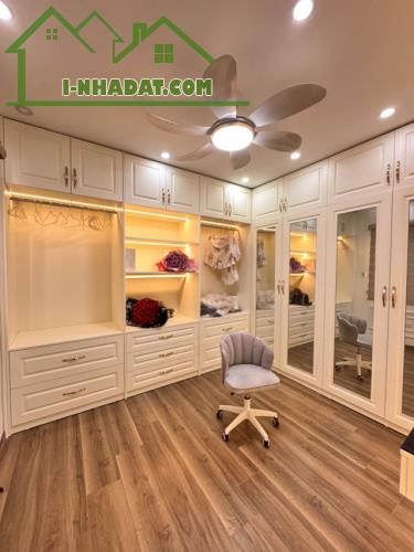 Ô tô vào nhà  - Bán Siêu phẩm nhà Nam Từ Liêm - 40m2 – 5 Tầng -  8.5 tỷ - 4