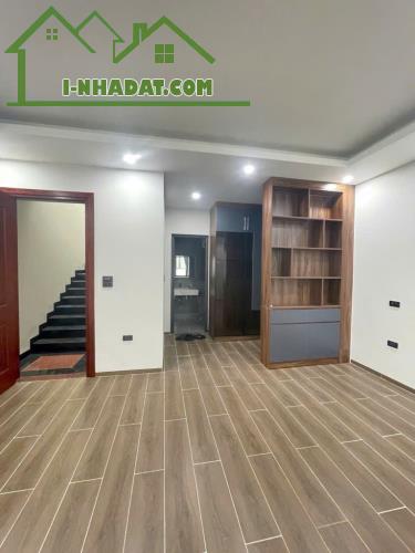 Văn Cao - Ba Đình - Tầm tài chính vô cùng Rẻ - Nhà Mới - Phố trung tâm- hiếm - 5