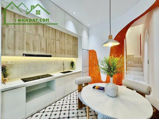 Nhà phố 3 tầng - Thiết kế chuẩn chill-Lê Quang Định, Bình Thạnh-DT:50m2