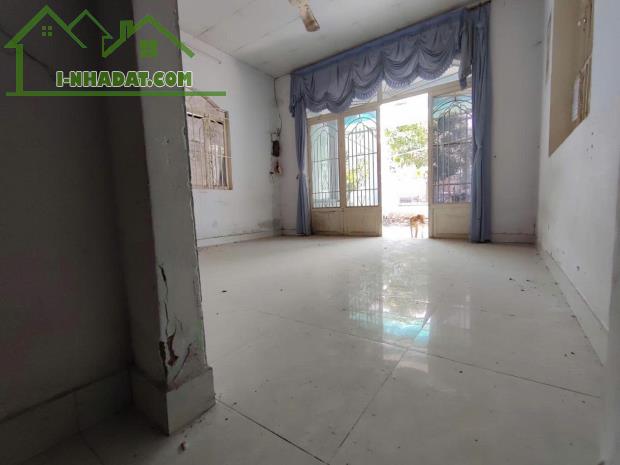 MẶT TIỀN KINH DOANH ĐƯỜNG SỐ 1 - GẦN UBND LONG TRƯỜNG - 119m2 - 2