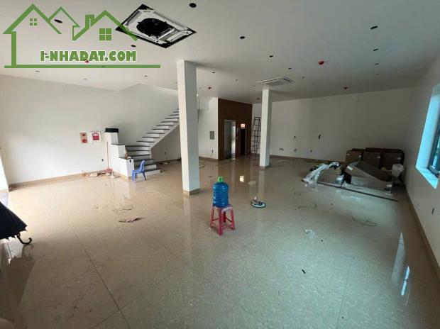 Cho thuê văn phòng có vị trí đắc địa trên mặt đường Quốc lộ 3, Xã Mai Lâm, Đông Anh, Hà
