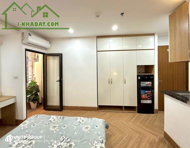 Căn Hộ Full Nội Thất Ban Công Rộng 30m2 ở Tân Cảng Gần Vòng Xoay Hàng Xanh Bình Thạnh - 2
