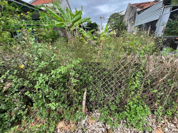 bán 271m2 full thổ nằm trục chính vào trung tâm thị xã Ninh Hòa 0985451850 - 1
