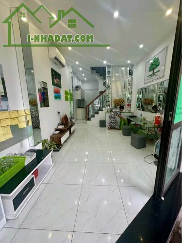 ho thuê nhà tại mặt đường Hồ Sen siêu mới - Nhà đẹp sạch sẽ - ở và kinh doanh - 1