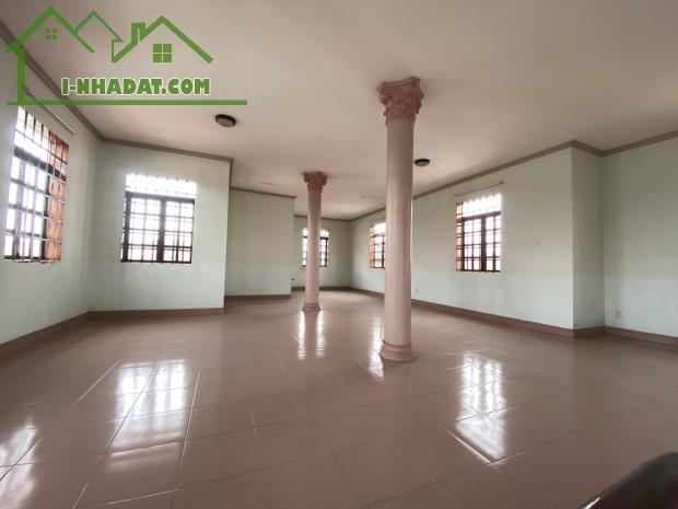 BÁN BIỆT THỰ SÂN VƯỜN 1000m2, 2 TẦNG, NGUYỄN XIỂN, GẦN VINHOMES, LONG BÌNH, QUẬN 9 - 3