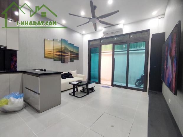 NHÀ MỚI ĐẸP -20M RA OTO-VĂN MIẾU -TRUNG TÂM QUẬN ĐỐNG ĐA - 3