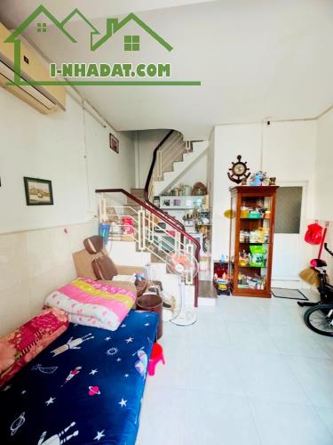 CHỦ ĐANG CẦN BÁN Ở VỪA KINH DOANH  2 PHÚT RA PHẠM VĂN ĐỒNG HIỆP BÌNH CHÁNH