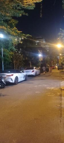 CHỦ ĐANG CẦN BÁN Ở VỪA KINH DOANH  2 PHÚT RA PHẠM VĂN ĐỒNG HIỆP BÌNH CHÁNH - 3