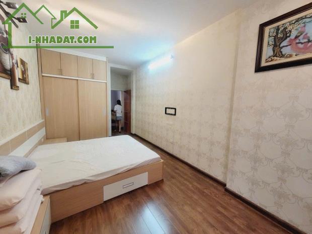 TT QUẬN 10, SÁT MẶT TIỀN NGÔ QUYỀN, KD SẦM UẤT, Ở SƯỚNG, 40m2, 5 tầng, 6.7 TỶ - 1