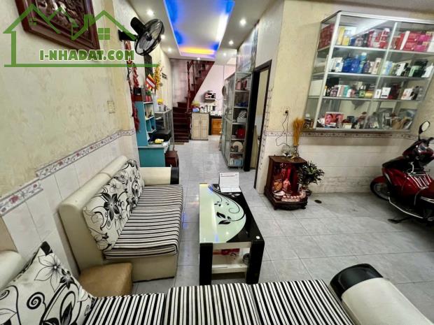 Bán nhà rẻ P12, Q8, Cao Xuân Dục 6m × 9.5m 2 tầng hoàn công 3PN chỉ 3,98ty - 1