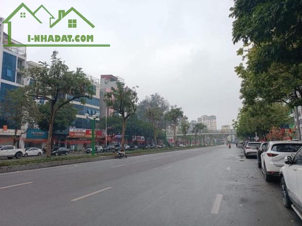 BÁN NHÀ TRUNG KÍNH TT GARA KD VP 106M 6T MT5M NỞ HẬU CHỈ 36,8 TỶ
