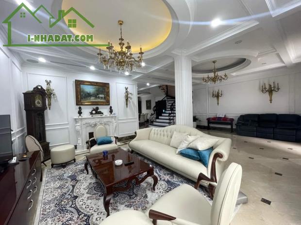 BÁN NHÀ XUÂN LA TT TÂY HỒ Ô TRÁNH VHE KD VP 110M 6T MT9M CHỈ 43.5 TỶ. - 2