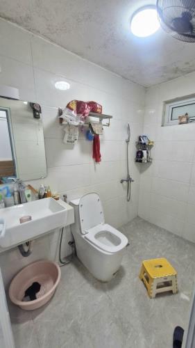 Bán Nhà Riêng Phố Lê Đại Hành, Lô góc, 10m  ra mặt phố - 5 Tầng 3 ngủ khép kín - Nhà đẹp - 2