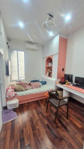 Bán Nhà Riêng Phố Lê Đại Hành, Lô góc, 10m  ra mặt phố - 5 Tầng 3 ngủ khép kín - Nhà đẹp - 3