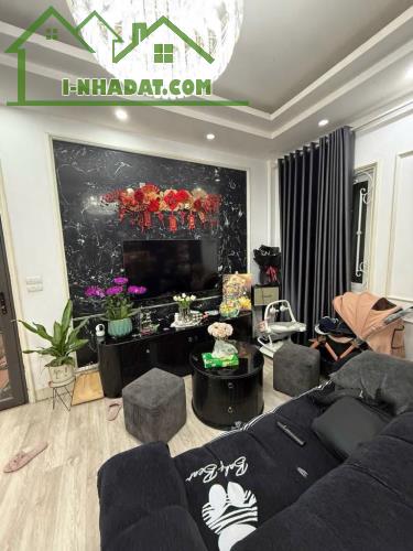 🏡 Bán nhà 5 tầng Bồ Đề, Long Biên, 30m2, Dân xây, Gần Hồ, Ở ngay, 6 tỷ 35 - 1