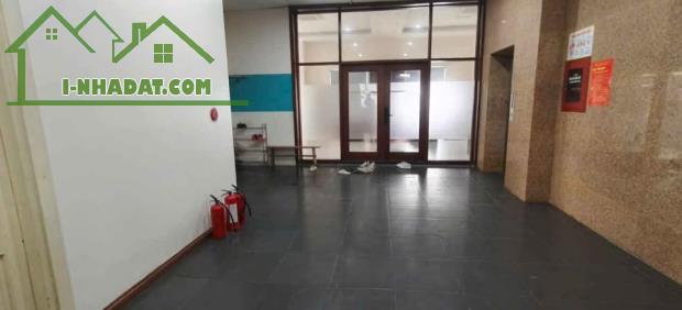 Bán căn chung cư Duplex 108m tại 137 Nguyễn Văn Cừ, giá siêu hợp lý chỉ hơn 5 tỷ còn tl.
