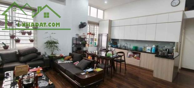 Bán căn chung cư Duplex 108m tại 137 Nguyễn Văn Cừ, giá siêu hợp lý chỉ hơn 5 tỷ còn tl. - 1