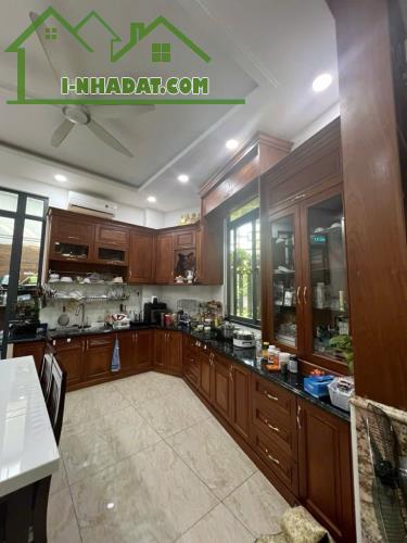 Bán nhà Lê Đức Thọ ngang 14m, 4 tầng, 140m2, Phường 15, Gò Vấp, giá 14,5 tỷ - 3