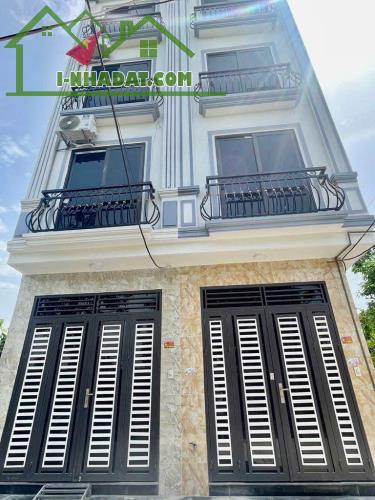 Nhà đẹp ngay Đại học TDTT,Ôtô đỗ cửa-4 tầng.Ở ngay.Phụng Châu-chương mỹ. 3.25 tỷ