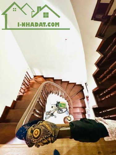 💥Bán Nhà Hoàng Hoa Thám – Văn Cao, Ba Đình, full nội thất, gần hồ. 48m2 x 5 tầng - 10 tỷ - 2