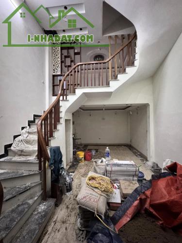 BÁN NHÀ KIM GIANG THANH XUÂN 6.1 TỶ 34M VỊ TRÍ CỰC ĐỈNH 10M RA PHỐ FULL NỘI THẤT - 1