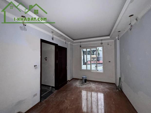 BÁN NHÀ KIM GIANG THANH XUÂN 6.1 TỶ 34M VỊ TRÍ CỰC ĐỈNH 10M RA PHỐ FULL NỘI THẤT - 3