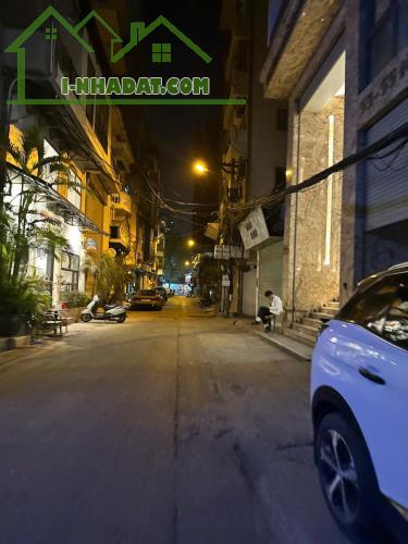 Đất Mặt Phố – Kinh Doanh Đa Dạng – Sổ Đỏ Chính Chủ
Diện tích: 130m²  Mặt tiền: 7.8m  Nhà - 1