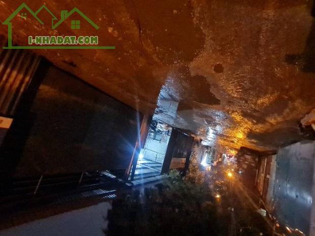 Nhà mặt phố Hoàng Văn Thái, trung tâm kinh doanh sầm uất chỉ 5.x tỷ
