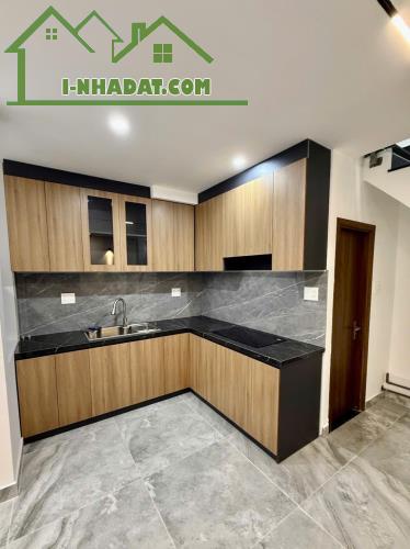 Nhỉnh 6 Tỷ, 3Tầng, 57m2, HXH, Thông Âu Cơ, Trần Văn Quang P10 TÂN BÌNH - 2