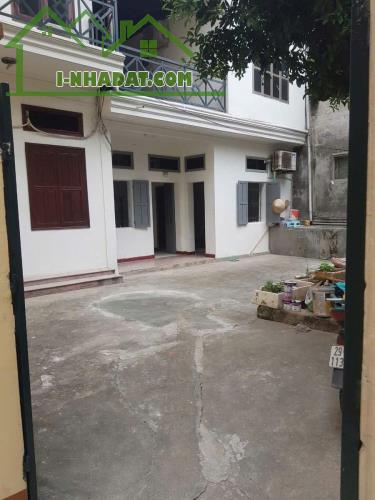 Cho thuê nhà nguyên căn ngõ Gốc Đề, 3 tầng x 40m2, 3 phòng ngủ, 7.5 Triệu/tháng - 1