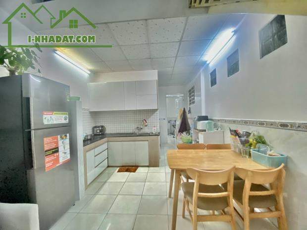 ✅Chỉ 3 tỷ 150 triệu. Cho căn Nhà 2 tầng, 3 phòng ngủ. Đường số của Lã Xuân Oai Quận 9 - 1