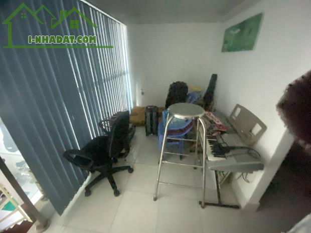✅Chỉ 3 tỷ 150 triệu. Cho căn Nhà 2 tầng, 3 phòng ngủ. Đường số của Lã Xuân Oai Quận 9 - 3
