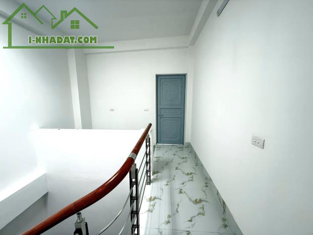 SIÊU PHẨM 5 TẦNG  PHÚC LỢI- LONG BIÊN– Ô TÔ QUA NHÀ –CHỈ 6.45 TỶ - 3