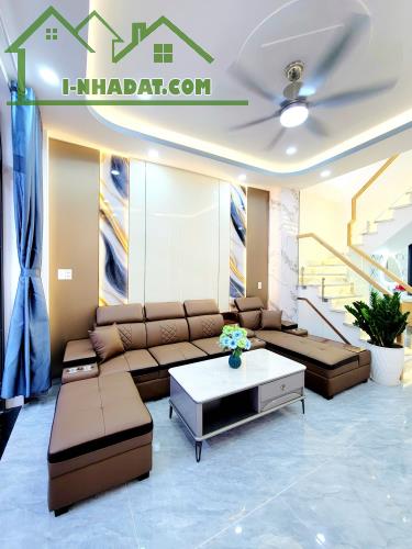 Bán Nhà P9 Gò Vấp 3 Tầng - Hẻm Xe Hơi - Chỉ Nhỉnh 6 Tỷ - 3