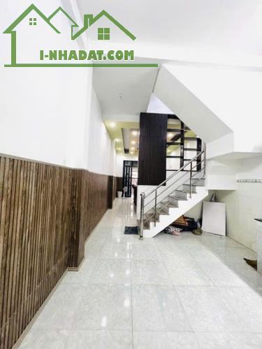 BÁN NHÀ BÌNH TÂN SÁT TÊN LỬA - HẺM NHỰA 6M - 3 TẦNG 4PN - 68M2 CHỈ NHỈNH 5 TỶ TL - 2