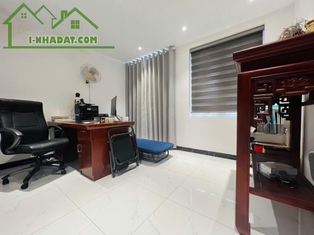 Bán nhà ngõ 19 Kim Đồng - Giáp Bát, 50m2 x 4 tầng, thoáng đẹp, đủ nội thất. Giá 8,5 tỷ - 2