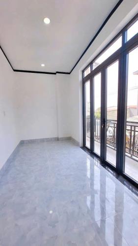 Nhà mặt tiền đường thông 3.75 tỷ/97 m2/1 lầu, 1 trệt,sân ô tô - 4