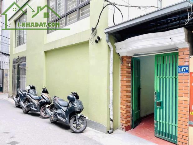 Bán nhà ngõ 663 Trương Định, Diện tích 55m x 3 tầng, mặt tiền 6.7, giá 7,7 tỷ