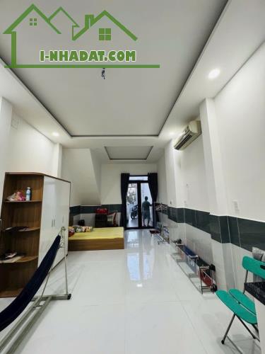 nhà đẹp gần eaon bình tân xe hơi ngủ trong nhà 3tầng 5phòng ngủ chủ gấp bán ace nhanh tay - 2
