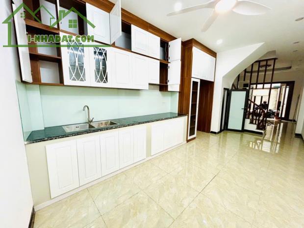 ⏱️GIÁP NHỊ - 42M - 5 TẦNG - MT 3.3M - CHỈ 8.X TỶ⏱️ - 2