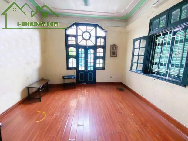 MẶT HỒ-ÔTÔ TRÁNH-LÔ GÓC 3 THOÁNG-64M 15xTỶ-NGỌC LÂM LONG BIÊN-KINH DOANH CỰC ĐỈNH - 1