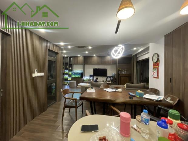 Tôi cần bán gấp căn chung cư 2 ngủ chính chủ 102 Trường Chinh MecoComplex DT 87m