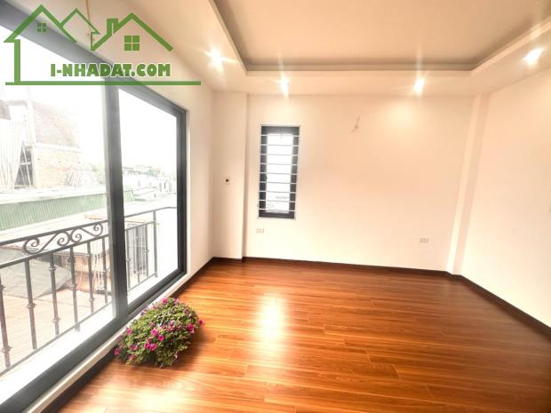 Bán toà CCMN Chùa Láng. Láng Thượng. Đống Đa DT 134m2 x 6T, mặt tiền 5.4m. Giá 22.5 tỷ - 2