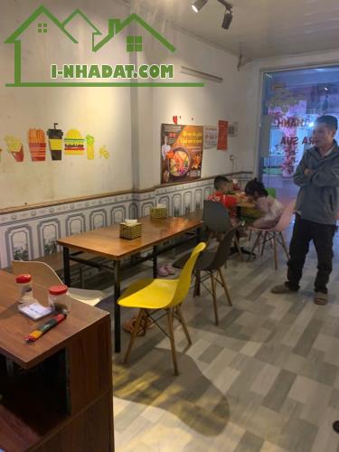 Bán nhà mặt phố kinh doanh đình hương giá 2tỷ8x