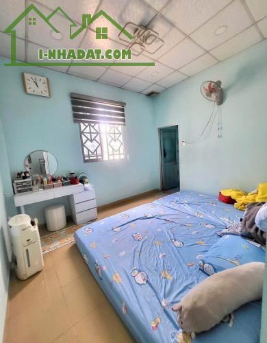 BÁN ĐẤT TẶNG NHÀ 80 M2– HẺM XE HƠI ĐƯỜNG LÊ VĂN TÁCH - 2